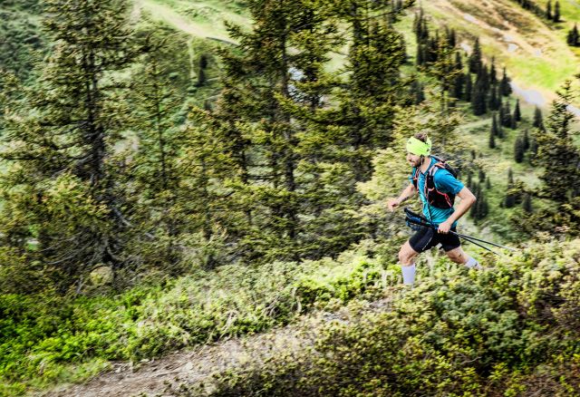 Běh po stezkách v Monafonu Hory Silvretta Montafon nabízejí běžcům fantastické možnosti k vyprodání par. Ti, kteří zdolají nadmořskou výšku, jsou odměněni nejen krásnými stezkami, ale i nádhernými výhledy na hory.
