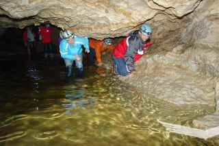 Geführte Höhlentour - Durch Höhlen zu verborgenen Wassern