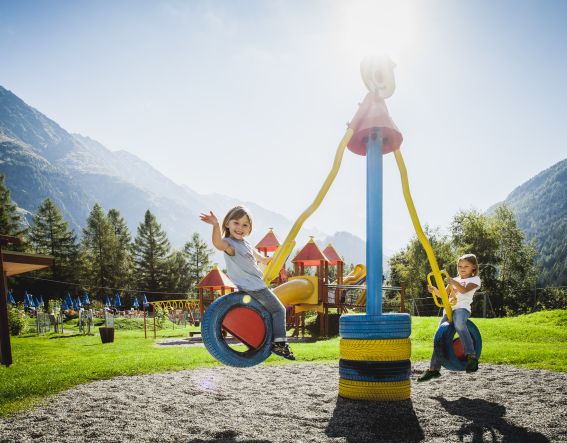 In der Spiel- und Erlebniswelt Ötztaler Fun-Park in Huben gibt es viel zu entdecken. Spiel und Spaß auf 4.600 m².