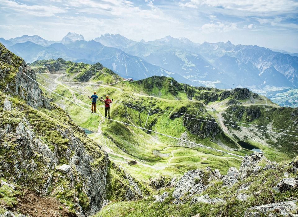 Podczas pobytu w hotelu Explorer Montafon odkryj najdłuższą w Vorarlbergu via ferratę na Hochjoch. Długi most linowy oferuje niesamowite emocje.