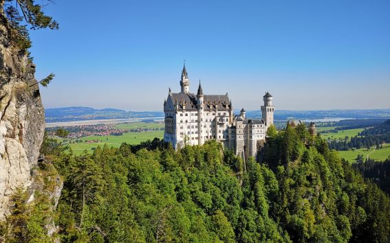 Schloss Neuschwanstein mit Forggensee