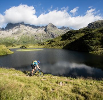 Mountainbiken im Silbertal in Vorarlberg