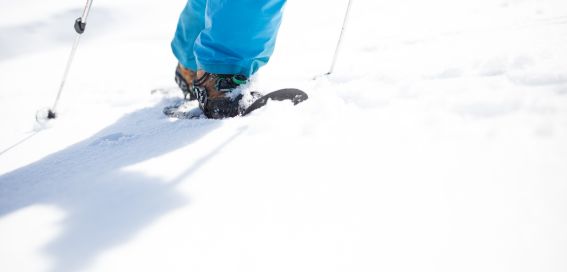 Auch für Schneeschuhtouren braucht man eine richtige Ausrüstung!