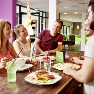 Die Explorer Hotels in Deutschland und Österreich sind das perfekte Basislager für den Sommer- und Winterurlaub in den Alpen.