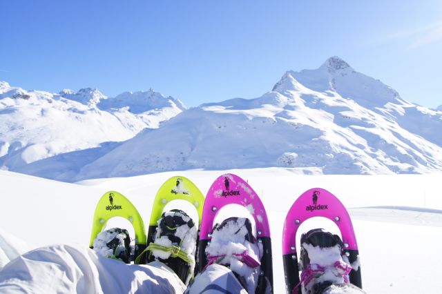 Schneeschuhwandern zur Bielerhöhe bei Kaiserwetter im Winterurlaub im Explorer Hotel Montafon in Gaschurn.

Gewinnspiel Mailing #ExplorerMoments