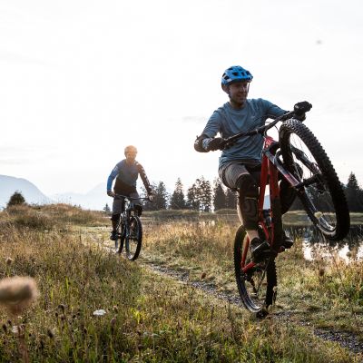 Erlebe Österreich bei einer Radtour mit dem Mountainbike durch die Kitzbüheler Alpen. Dein Urlaub im Explorer Hotel in Tirol wird unvergesslich!