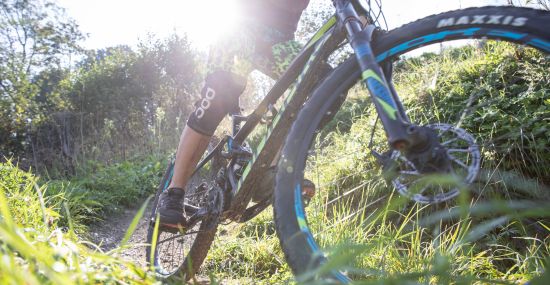 Sportlich unterwegs mit dem Bike in den Kitzbüheler Alpen
