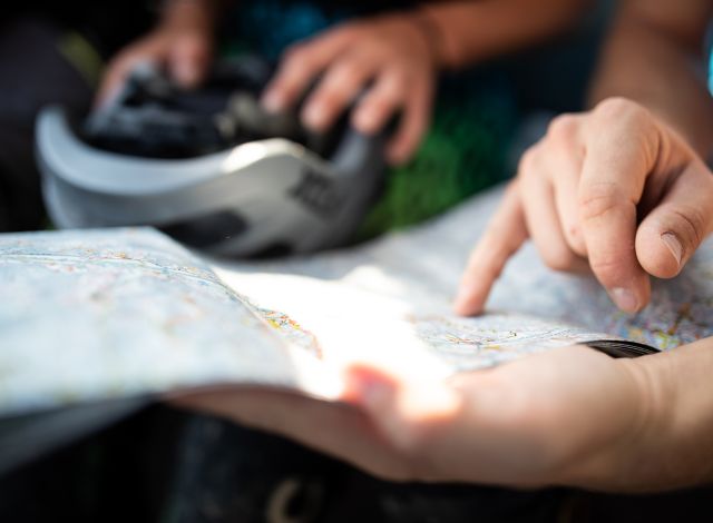 Vydejte se na svůj horský výlet z hotelu Explorer Hotel Kitzbühel v St. Johann in Tirol a zažijte nezapomenutelnou letní dovolenou v Rakousku.