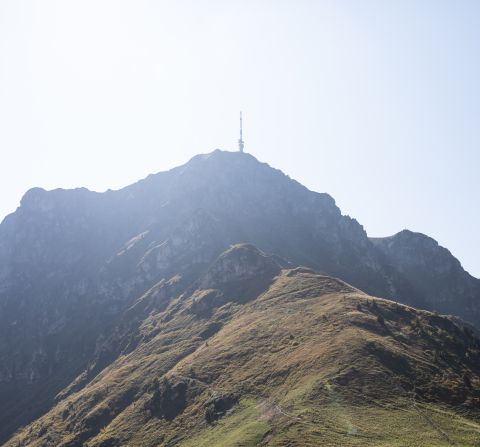Kitzbüheler Horn in St. Johann The local mountain of the Explorer Hotel Kitzbühel offers you many opportunities for hiking and biking during your summer vacation.