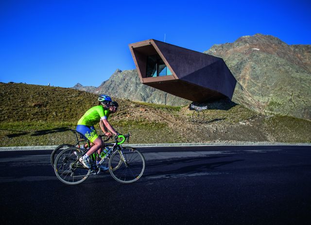 Ascension à vélo du col du Timmelsjoch, photographe : Bernhard Ploner