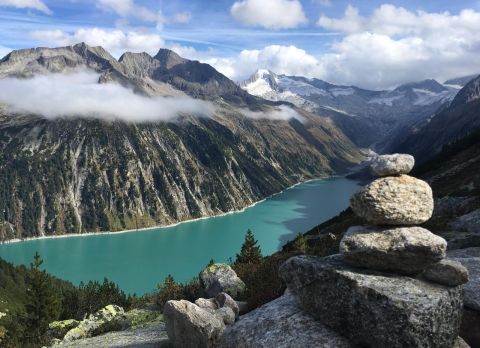 Schlegeis-stuwmeer van bovenaf
