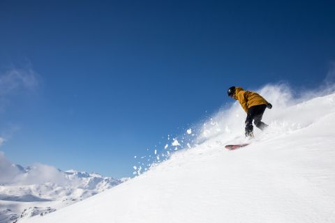 Snowboarden in den Explorer Hotels