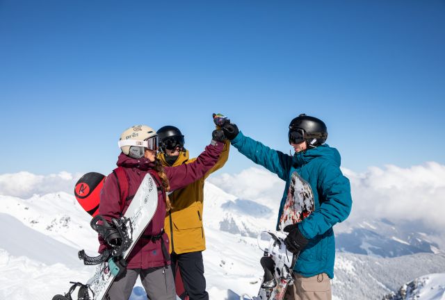 Geniet van een ontspannen dag op de pistes in de top Alpenregio's zoals de Allgäu of Tirol. Wat dacht u van een verblijf in het Explorer Hotel Zillertal in Kaltenbach? U bevindt zich hier midden in het skigebied Hochzillertal.