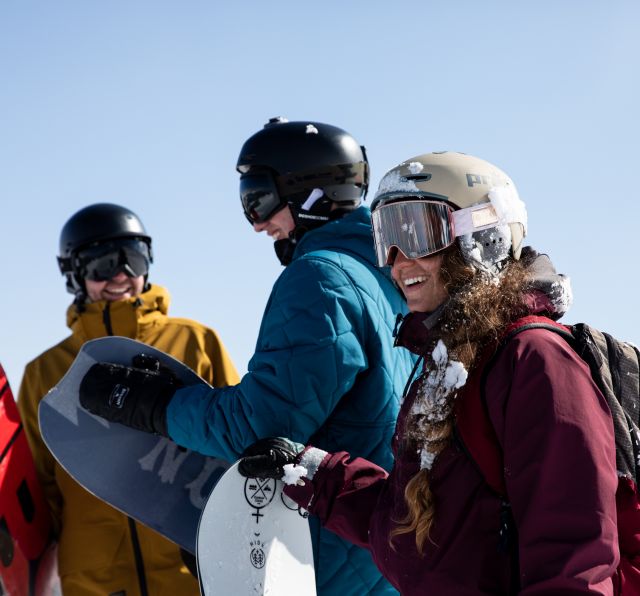 Fedezze fel Ausztria síközpontjait téli vakációja alatt. Az Explorer Hotelben megfizethető és kényelmes szállást talál síelésre.