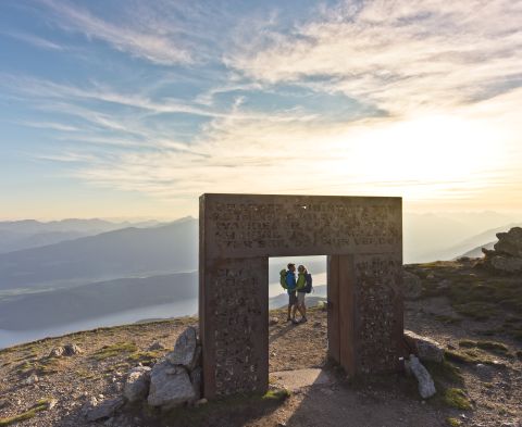 Visitate la Porta dei Granati sul lago di Millstatt durante la vostra vacanza estiva all'Explorer Hotel Bad Kleinkirchheim.