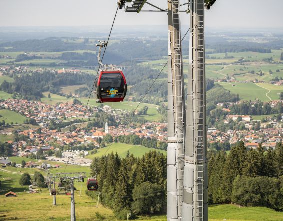 Den Blick auf Nesselwang genießen - mit der Alpspitzbahn in Nesselwang.