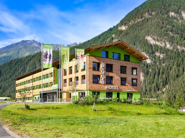 Located in Umhausen, Tyrol, the Explorer Hotel Ötztal is the perfect base for an active holiday in the Alps, perfect for hiking, mountain biking, and road cycling.