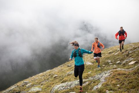 Cross-country trail running takes you up the Hohe Mut mountain in the Ötztal Nature Park in Obergurgl. Near the Hochgurgl cable car, you can not only hike but also sprint up the mountain.