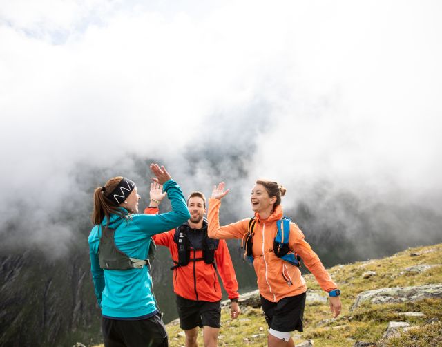 Bereik nieuwe hoogten met trailrunnen tijdens je vakantie in het Ötztal in Oostenrijk. Na een stevige workout kun je heerlijk ontspannen en je voeten omhoog leggen in de sauna van het Explorer Hotel.