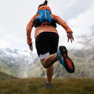 Gutes Schuhwerk ist beim Trailrunning unerlässlich. In den Ötztaler Alpen findet Ihr nicht nur tolle Wanderungen, sondern auch abwechslungsreiche Trailrunning Trails rund um die Hohe Mut bei Obergurgl.