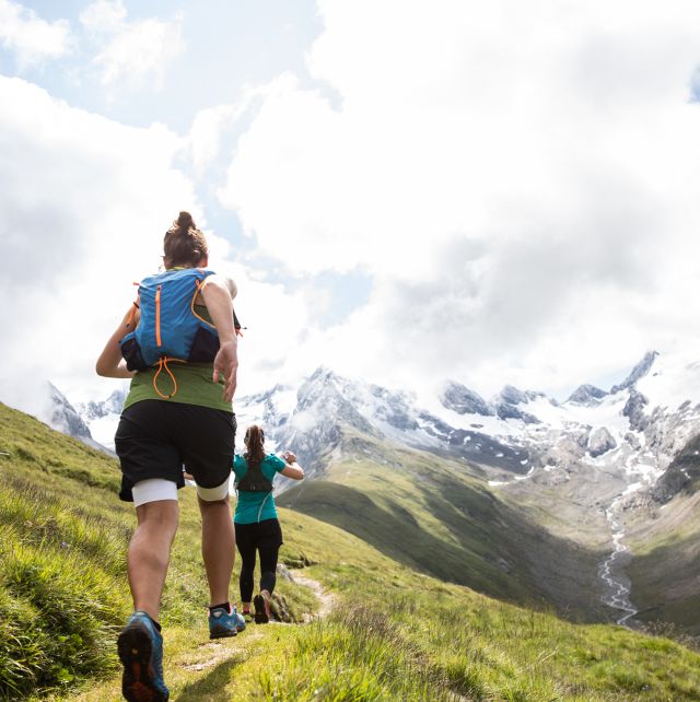 Scoprite i percorsi di trail running nel Parco Naturale dell'Ötztal a Obergurgl, vicino all'Explorer Hotel di Umhausen. Escursioni e trail running vicino alla funivia Hochgurglbahn durante la vostra vacanza nelle Alpi Venoste.