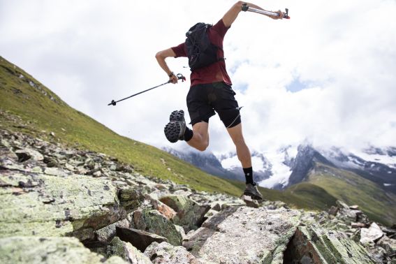 Über Stock und Stein beim Trailrunning im Ötztal in Tirol