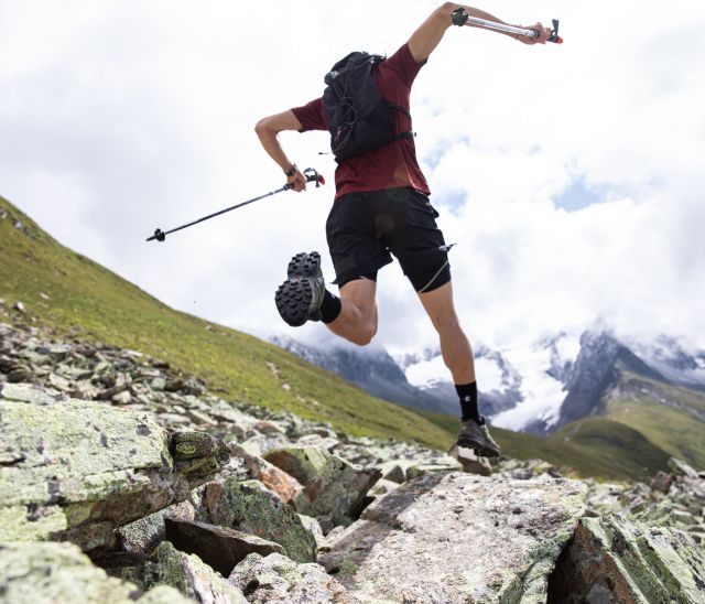 Trascorrete un'indimenticabile vacanza estiva all'Explorer Hotel Ötztal a Umhausen e provate il trail running in montagna invece dell'escursionismo!