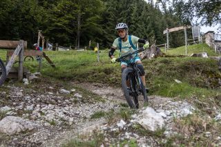 Rasant geht's den Berg hinunter