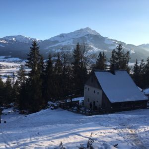 Die Einsiedelei mit Blick ins Tal