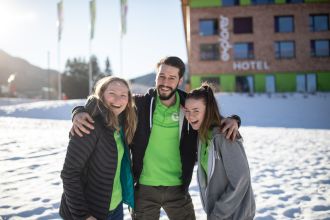 Spaß im Schnee mit den Explorer Buddies.