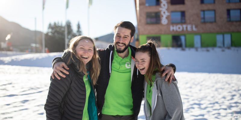 Spaß im Schnee mit den Explorer Buddies.