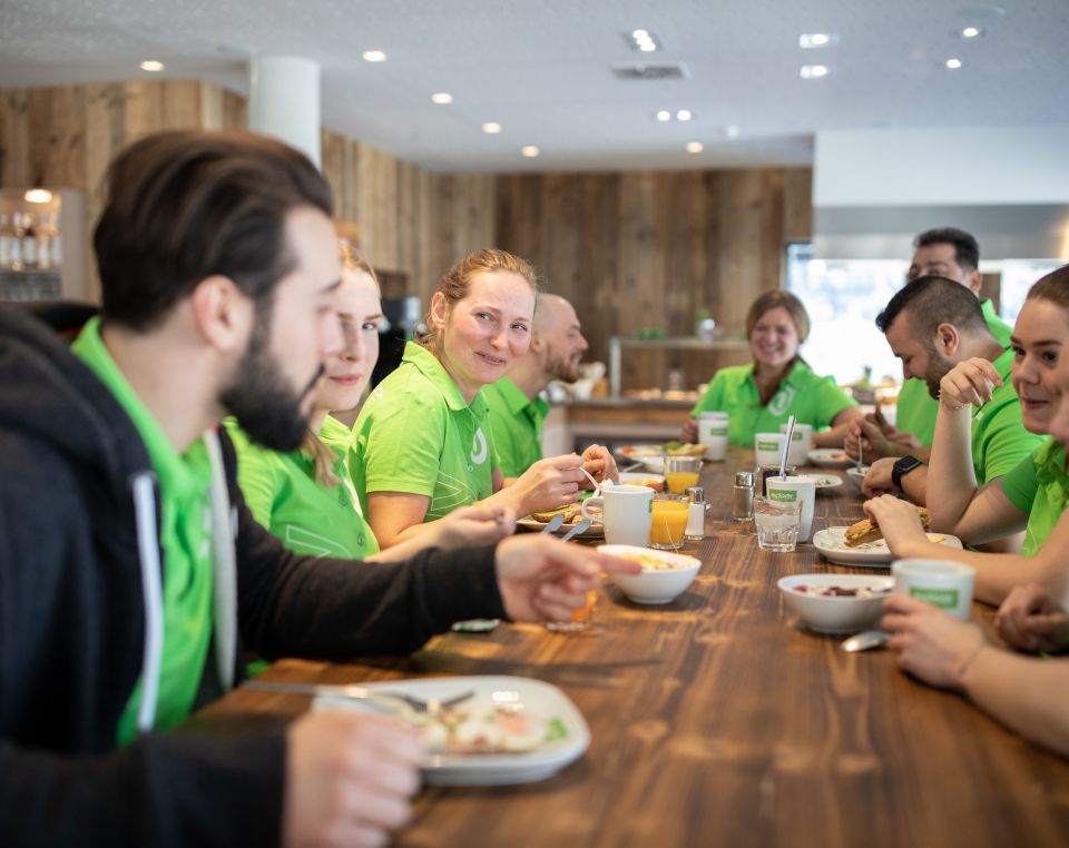 Colazione insieme durante la pausa