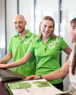 Werde Rezeptionsleiter bei den Explorer Hotels