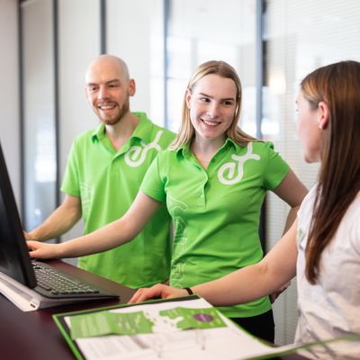 Werde Rezeptionsleiter bei den Explorer Hotels