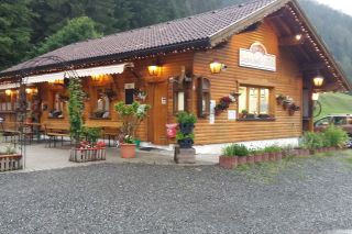 Diana's Schnitzelstöbli - Außenansicht 02