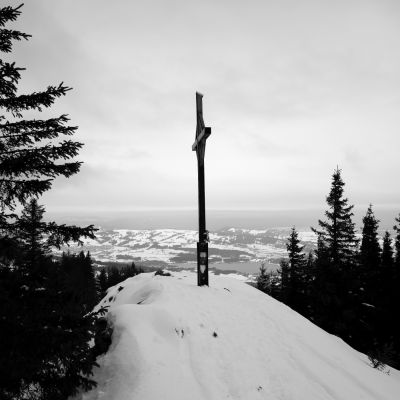 Gut eingepackt rauf zur Alpspitze 💨