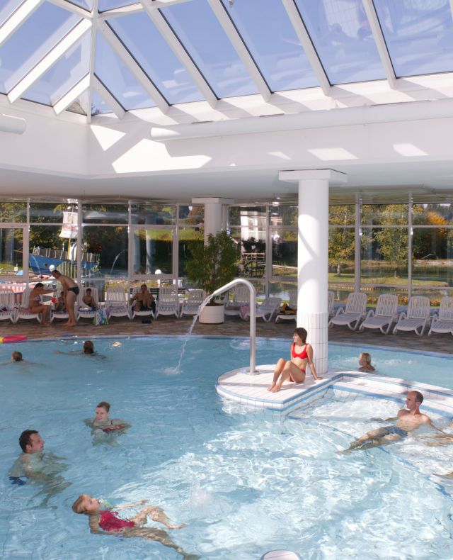 Breng een ontspannende dag door in het ABC-zwembad!