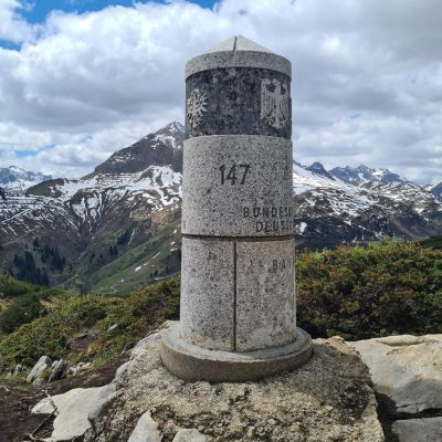 Grenzstein 147 - südlichster Punkt Deutschlands am Haldenwanger Eck