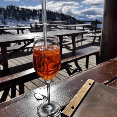 Schönen Skitag. Wünscht Leonie