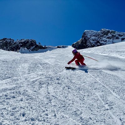 Shredden am Stubaier Gletscher! 
So schee im Schnee! 🩵