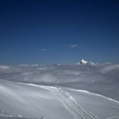 Den Tag perfekt gestartet am Frühstücksbuffet 💚 und danach einen wunderbaren Skitag verbracht.