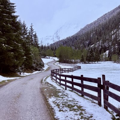 Durchs Pinnistal zum Stubaier Höhenweg