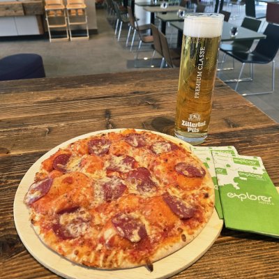 Pizza Salami mit 
regionaler 