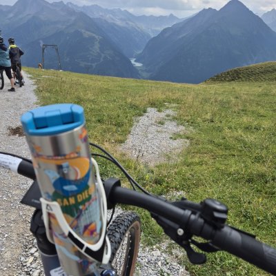 Mit dem Mountainbike und der Penkenbahn hoch hinaus. Für uns als absolute Neulinge ein super schönes Erlebnis.