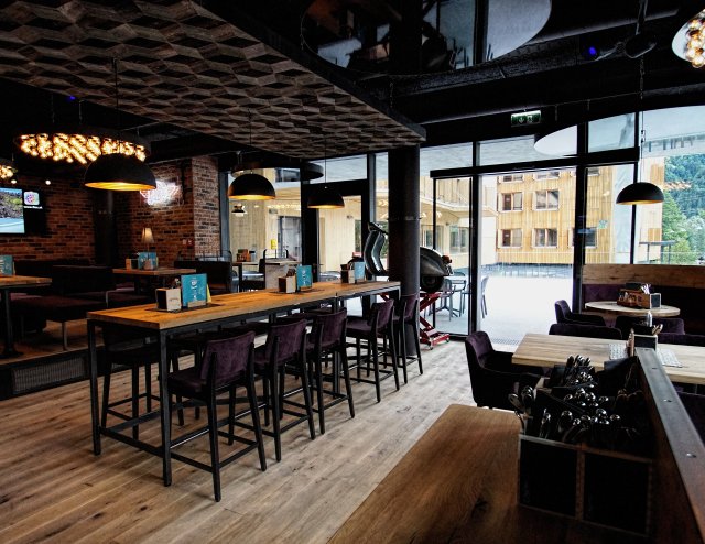 Flax Restaurant-01