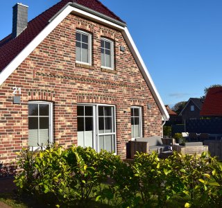 Haus Front abend 04