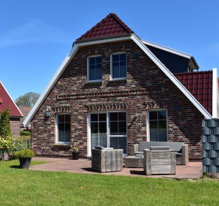 Haus Front  02