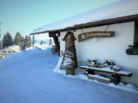Hausansicht im Winter
