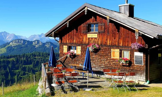 Gund Alpe Terrasse