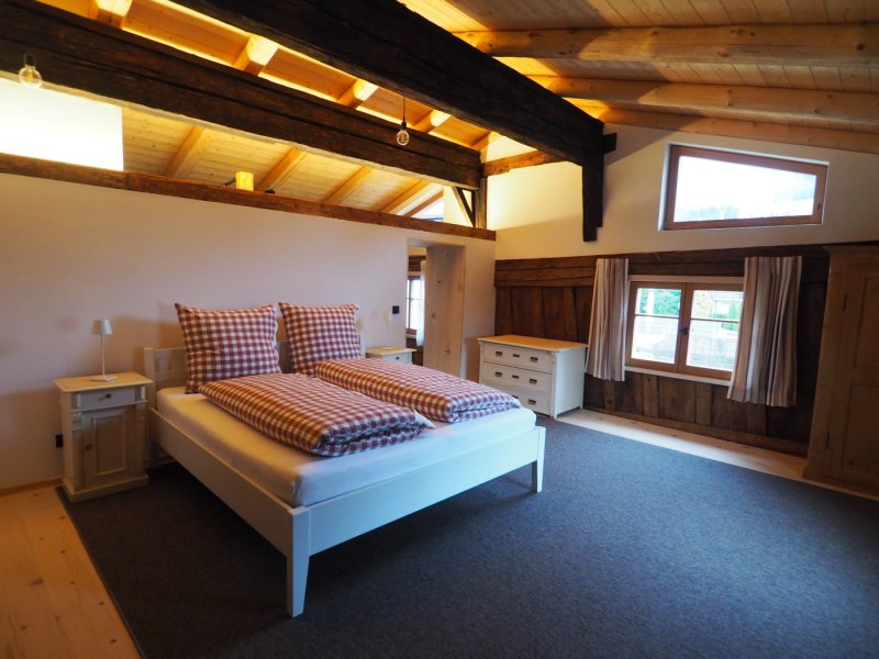 Schlafzimmer OG Ferienwohnung Lexar Hüs Oberstdorf